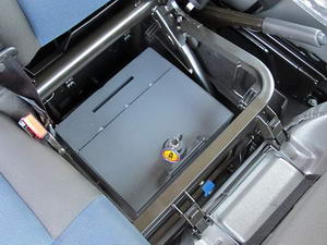 Bear-Lock Aut�Sz�f - Renault Master