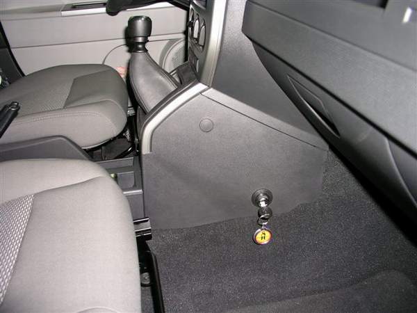 Jeep Compass 6 seb. "R"-el�l 2006