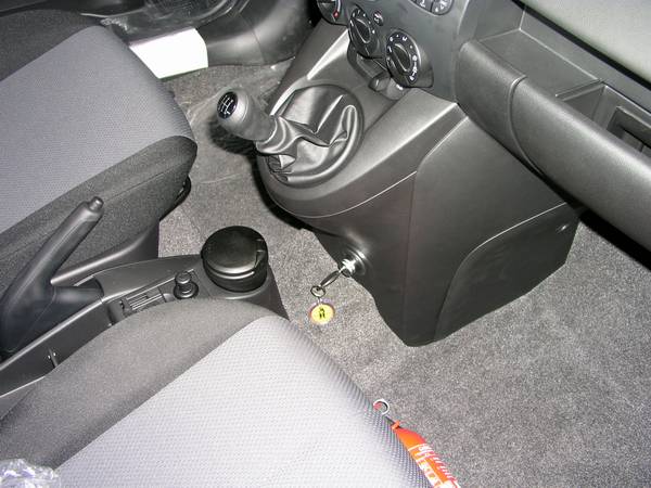 Mazda 2 / 5seb. 2008-t�l