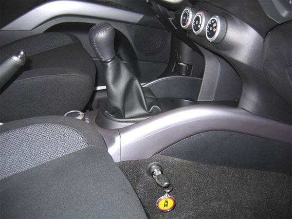 Mitsubhisi Outlander v�lt�z�r beszerel�s