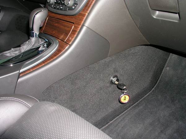 INSIGNIA  Aut./Tiptronic v�lt�z�r