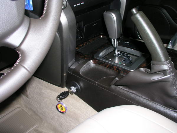 Land Cruiser V8 Aut. v�lt�z�r