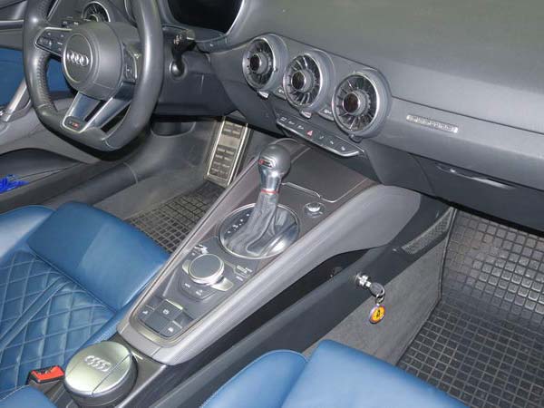 Audi TT. 8S, Aut., 2014- v�lt�z�r szerel�s