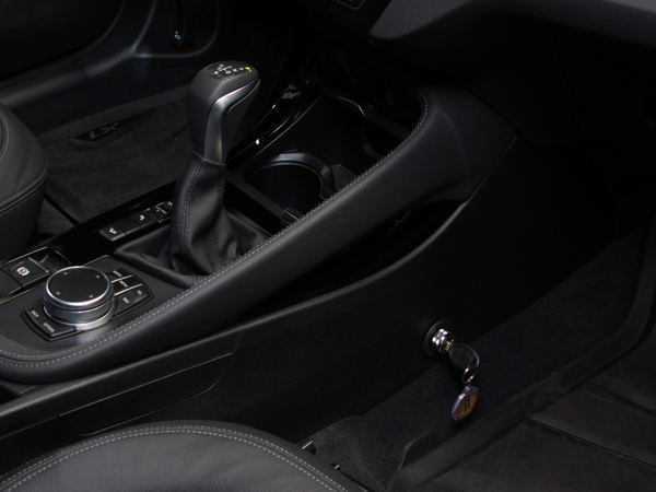 BMW X1(F48) Aut./TT. v�lt�z�r beszereles