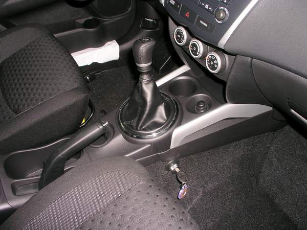 Citroen C4 Aircross 5-6 seb. v�lt�z�r