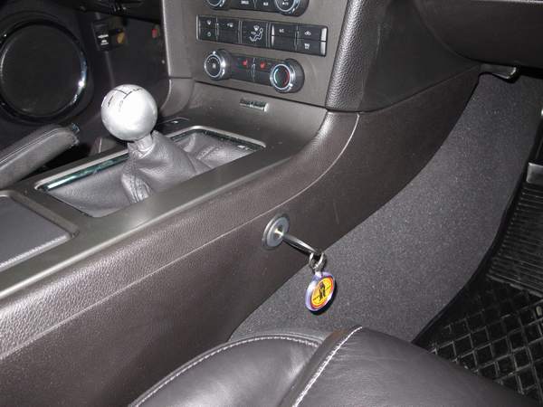 Ford Mustang V. FaceLift., 5 seb. v�lt�z�r beszerel�s