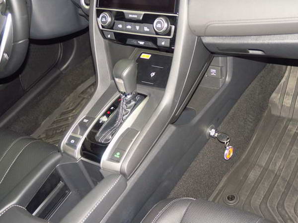 Civic X, Automata 4D v�lt�z�r beszerel�s