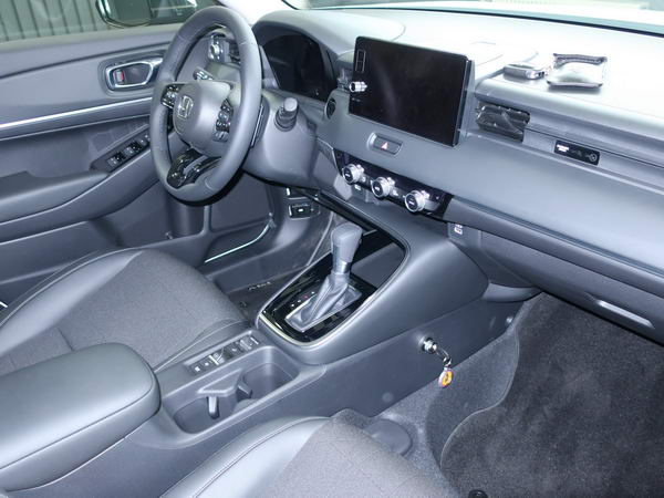 Honda HR-V III. Aut. /RV/ 2021- v�lt�z�r szerel�s