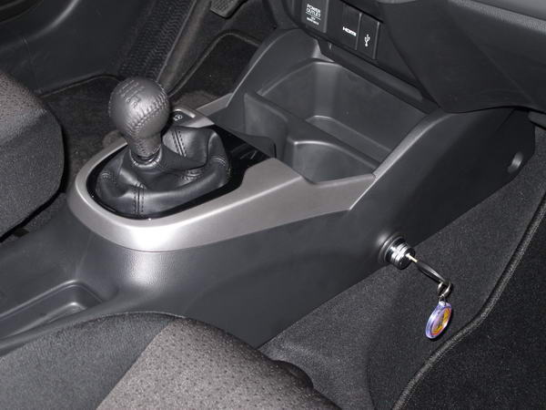 Honda Jazz v�lt�z�r