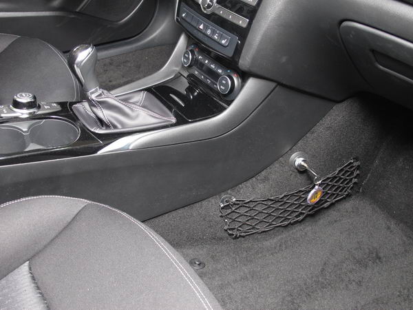 Infiniti Q-30 v�lt�z�r