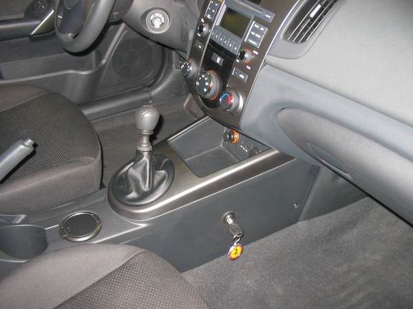 Kia Cerato 5 seb., 2009 v�lt�z�r