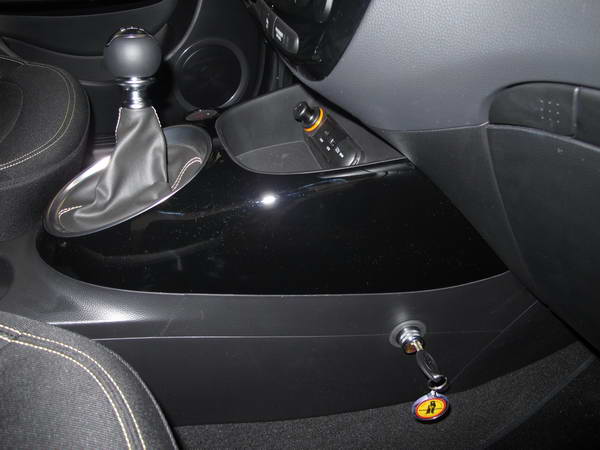 Kia Soul II. 6 seb.; 2014- v�lt�z�r