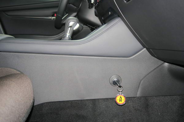 Mazda 3 BP Aut/szekv. v�lt�z�r szerel�s