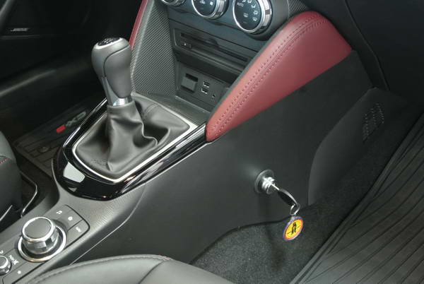 Mazda CX-3 6 seb. v�lt�z�r