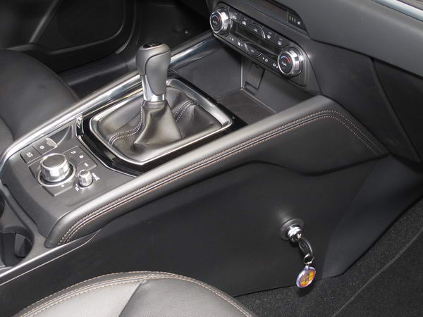 Mazda CX5 KF. 6 seb. 2017- v�lt�z�r