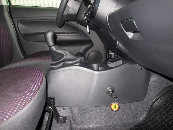 Mitsubishi Space Star v�lt�z�r