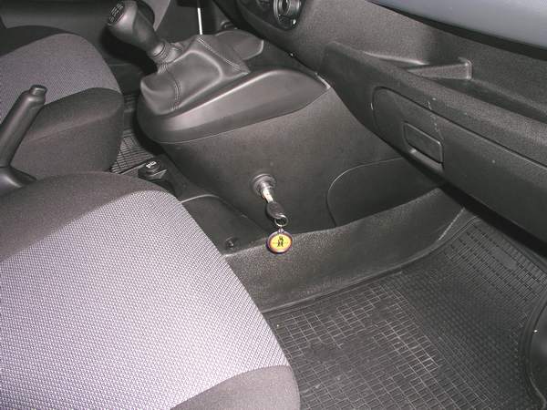 Opel Combo D v�lt�z�r