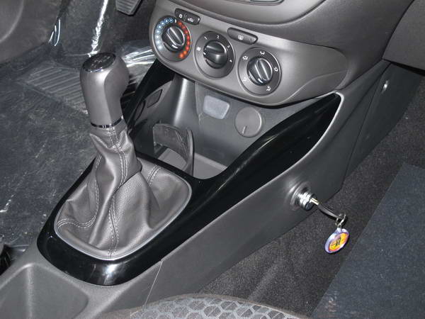 Opel Corsa E 5 seb., 2015- v�lt�z�r