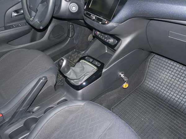 Opel Corsa F, 5 seb., R-h�tul, 2020-t�l v�lt�z�r