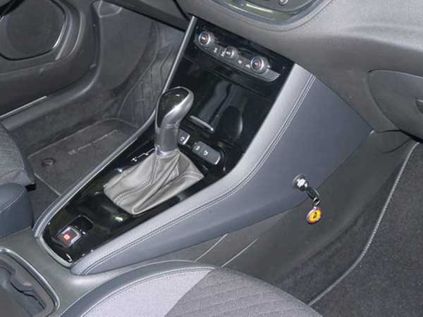 Opel Grandland-X 2017- Aut/szekv. v�lt�z�r