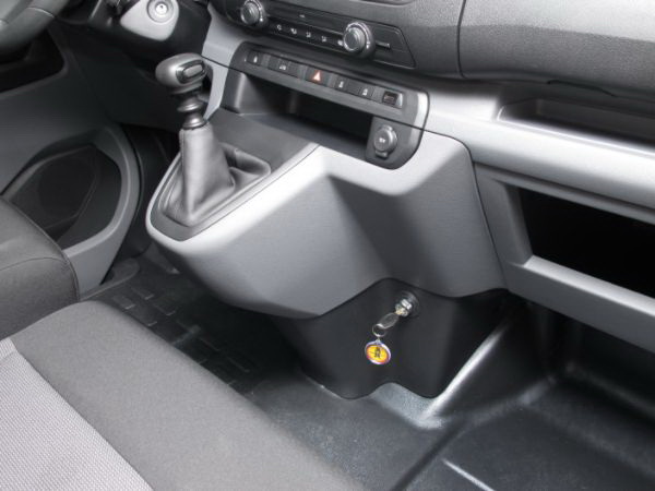 Opel Vivaro C 6 seb., 2019- v�lt�z�r