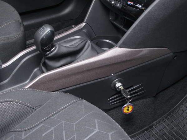 Peugeot 2008 /5 seb. v�lt�z�r