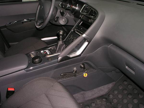 3008 / 6seb. v�lt�z�r