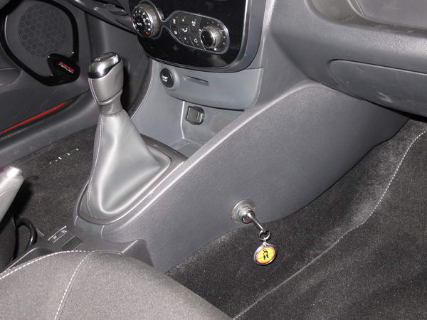 Renault Clio 4 facelift v�lt�z�r beszerel�s