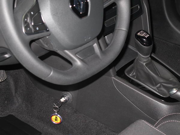 Megane IV. 6 seb. v�lt�z�r