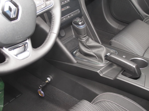 Megane IV. 6 seb. v�lt�z�r