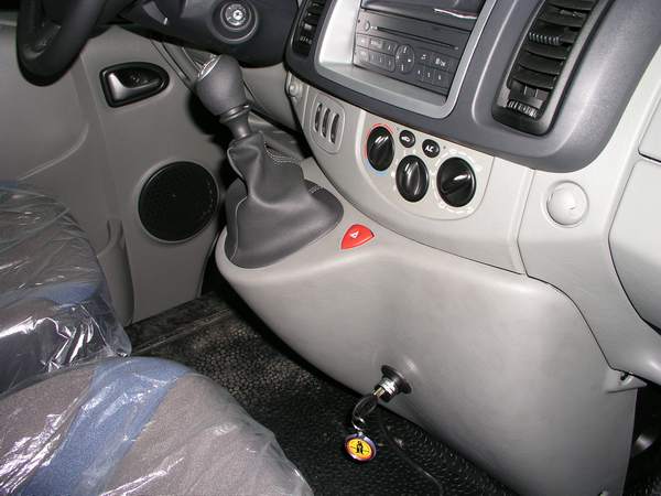 Renault Trafic 6 seb., 2010- v�lt�z�r