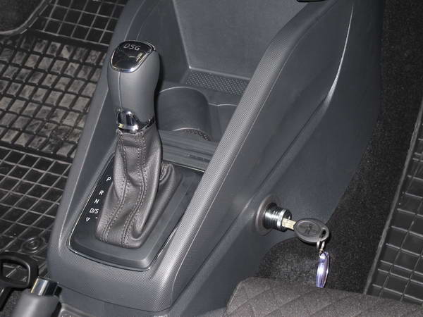 Skoda Fabia III. v�lt�z�r szerel�s