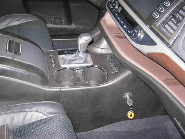 Toyota Highlander 2013 v�lt�z�r