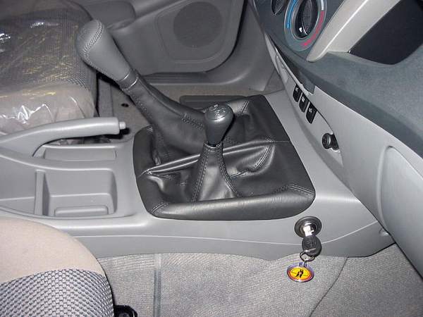 Toyota Hiluc v�lt�z�r