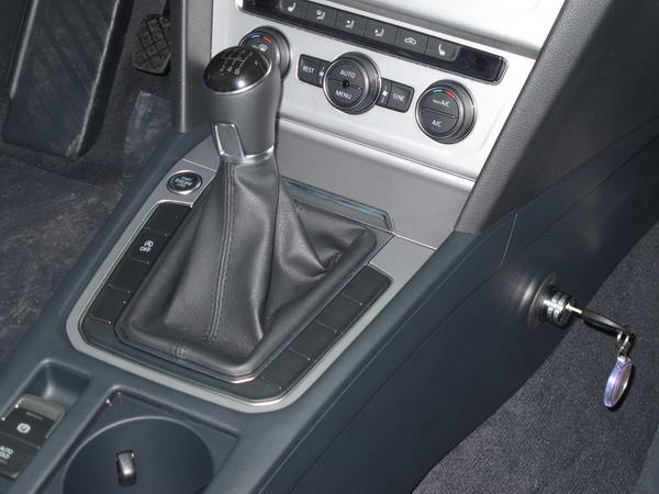 Passat B8 6seb. 2014- v�lt�z�r