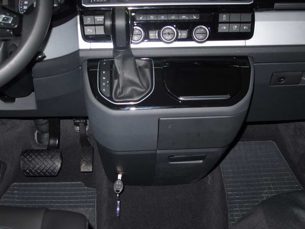 Transporter T6 2015- v�lt�z�r