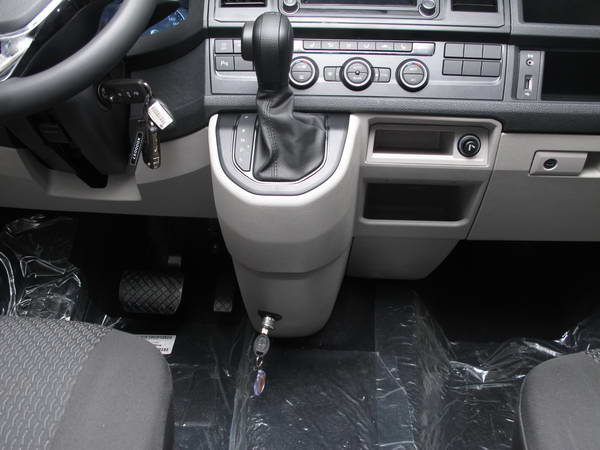 Transporter T6 2015- v�lt�z�r